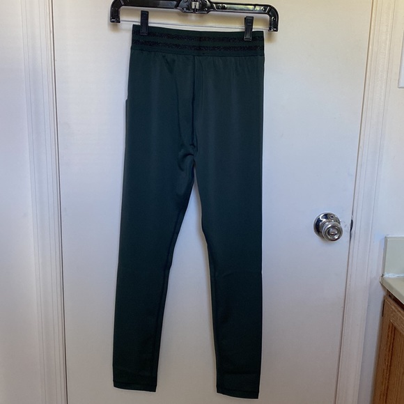 NWT SET- L’urv Tranquillity Bra & Leggings- Size S Forest Green - Picture 13 of 16